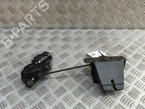 Used Tailgate lock Tailgate lock VOLVO V60 II (225) D3 (150 hp) 27795527 27795527