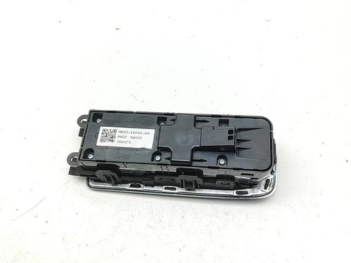 Right front window switch JAGUAR F-PACE (X761) 2.0 TD4 AWD | BP33395505I26 - Image 2