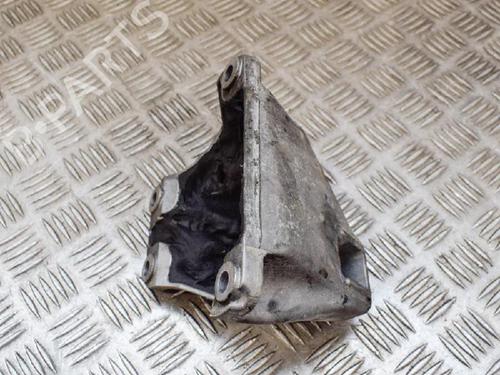 Support BMW 5 (F10) 520 d xDrive | BP14666025C155 