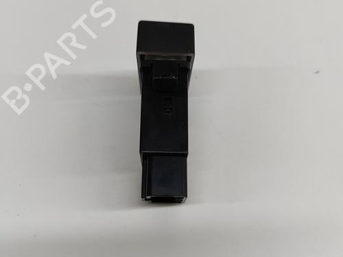 Switch HYUNDAI TERRACAN (HP) 2.9 CRDi 4WD | BP23946396I30 