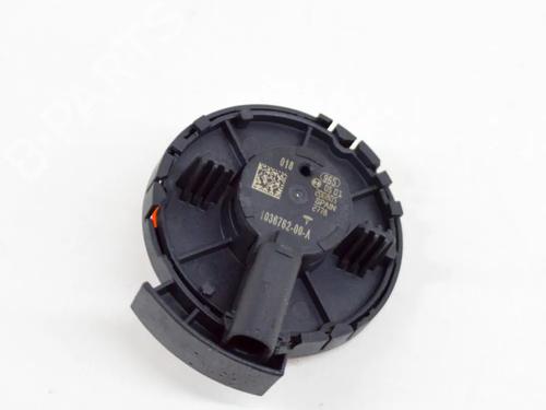 Used Electronic sensor Electronic sensor TESLA MODEL 3 (5YJ3) EV AWD (351 hp) 27754942 27754942