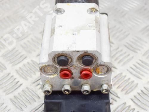 ABS pump RENAULT CLIO III (BR0/1, CR0/1) 1.2 16V (BR02, BR0J, BR11, CR02, CR0J, CR11) | BP6775203M43 