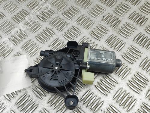 Left front window motor AUDI Q6 E-TRON (GFB) e-tron quattro | BP38342896E21 - Image 3