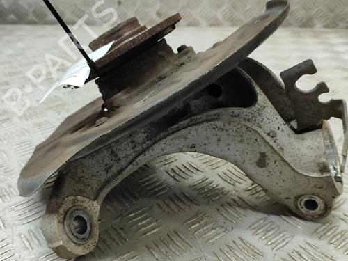 Used Left front steering knuckle VW PASSAT B8 (3G2, CB2) 1.6 TDI (120 hp) 16077430