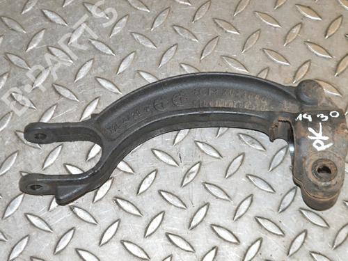 Used Left front suspension arm AUDI A4 B8 (8K2) 2.0 TDI (143 hp) 30221475