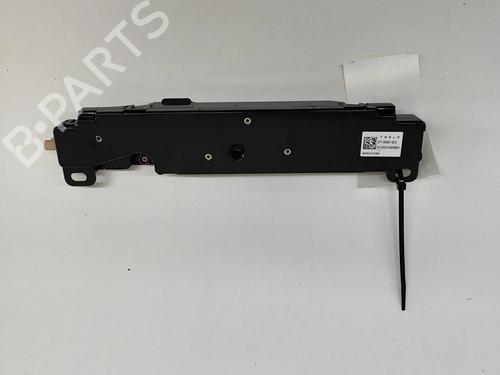 electronic-module-tesla-model-y-5yjy-2019-33360928 main image