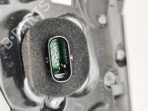 Left tailgate light TESLA MODEL Y (5YJY) Long Range All-wheel Drive | BP33394432C79 - Image 5