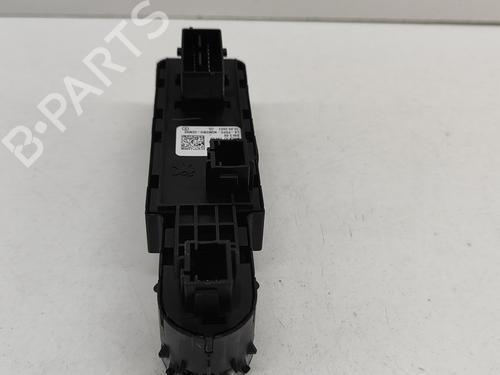 Right front window switch PEUGEOT 2008 II (UD_, US_, UY_, UJ_, UR_, UC_) 1.2 PureTech 130 (USHNS, URHNS) | BP28553188I26 