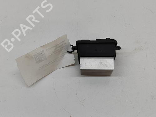 Used Heater resistor PEUGEOT 5008 II (MC_, MJ_, MR_, M4_) 1.5 BlueHDi 130 (MCYHZJ, MCYHZR, MCYHZX) (131 hp) 28676441