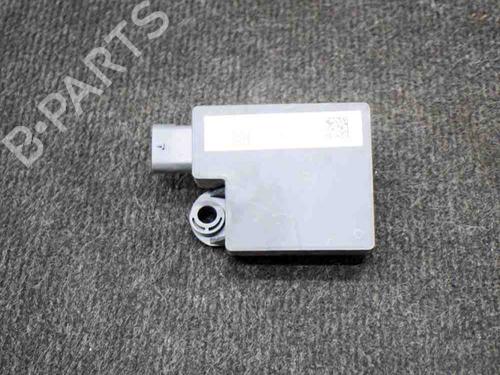 Modulo electronico TESLA MODEL 3 (5YJ3) EV AWD (351 hp) 27748867