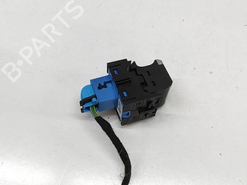 Switch PEUGEOT 2008 II (UD_, US_, UY_, UJ_, UR_, UC_) e-2008 (UKZKXZ) | BP29042484I30 