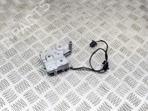 BP10400918O1 main image