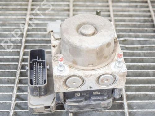 ABS pump TOYOTA AURIS Estate (_E18_) 1.4 D-4D (NDE180_) | BP6753813M43 