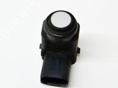 Used Electronic module VW PHAETON (3D1, 3D2, 3D3, 3D4, 3D6, 3D7, 3D8, 3D9) 5.0 V10 TDI 4motion (313 hp) 10400172