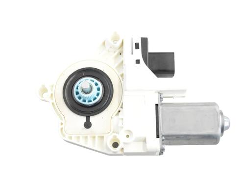 right-rear-window-motor-tesla-model-y-5yjy-2019-33363213 main image