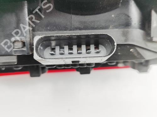 Right taillight TOYOTA HILUX VI Pickup (_N1_) 2.0 (RZN142) | BP30405034C35