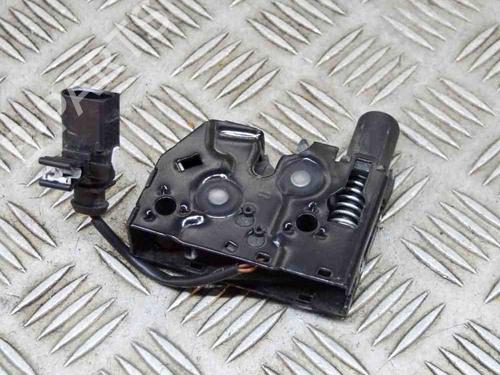 Used Hood lock AUDI Q3 (8UB, 8UG) 1.4 TSI (150 hp) 11832100