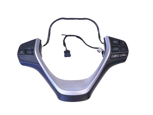 Used Steering wheel controls BMW 1 (F21) 116 i (136 hp) 30231185