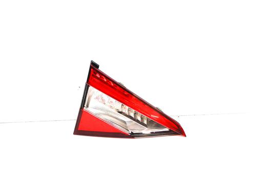 Used Left tailgate light Left tailgate light SKODA SUPERB III (3V3) 1.6 TDI (120 hp) 7854040 7854040