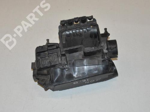 Used Air filter box MERCEDES-BENZ C-CLASS (W204) C 180 CGI (204.031) (156 hp) 6729405