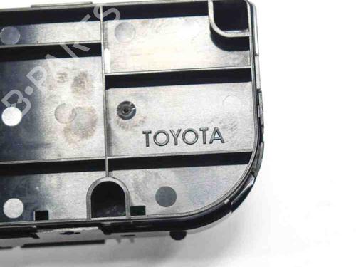Climate control TOYOTA AURIS Estate (_E18_) 1.8 Hybrid (ZWE186_, ZWE186R, ZWE186H) | BP6746744I5 