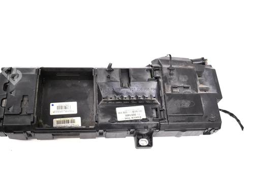 Sikringsdose FORD TRANSIT CUSTOM V362 Bus (F3) 2.2 TDCi (155 hp) 30216982