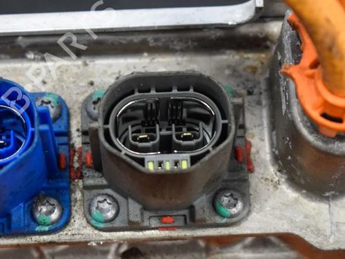 Electronic module TESLA MODEL S (5YJS) 70D AWD | BP33396286M83 - Image 4