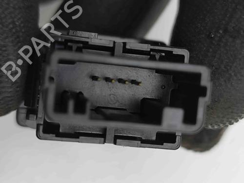 Switch TOYOTA HILUX VIII Pickup (_N1_) 2.4 D 4WD (GUN125_, GUN125R) | BP29459451I30 