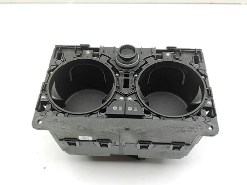 Used Cup/Object holder BMW X5 (G05, F95) xDrive 30 d Mild-Hybrid (286 hp) 32500787