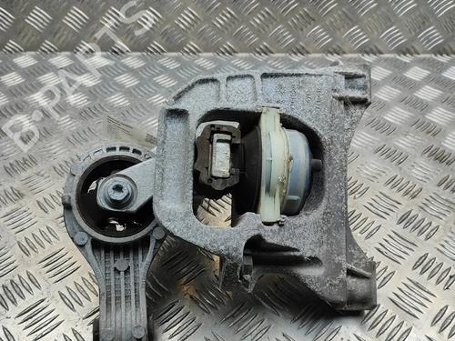 Support de moteur OPEL VIVARO C Bus (K0) 2.0 (144 hp) 31951206