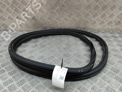 Gummiliste VOLVO XC60 II (246) T8 Hybrid AWD (407 hp) 27768284