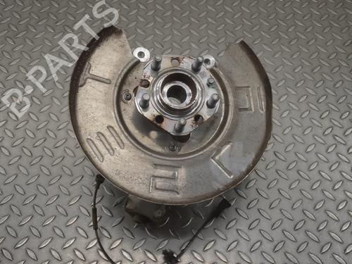 Used Left rear steering knuckle Left rear steering knuckle TESLA MODEL Y (5YJY) EV Performance All-wheel Drive (462 hp) 33362854 33362854