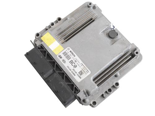 Used Engine control unit (ECU) Engine control unit (ECU) HYUNDAI TUCSON (TL, TLE) 1.7 CRDi (116 hp) 30283690 30283690