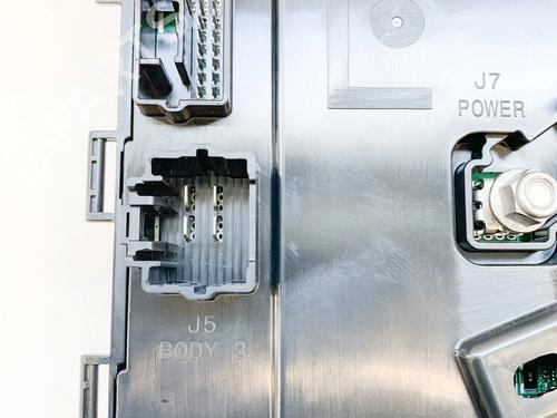 Electronic module TESLA MODEL 3 (5YJ3) EV | BP27748027M83  - Image 6