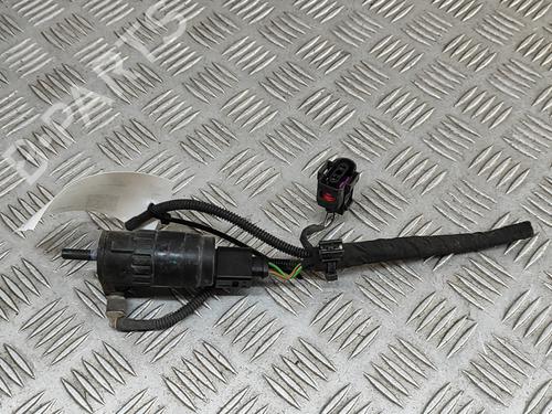Used Washer pump VW TOURAN (1T1, 1T2) 1.9 TDI (105 hp) 29058375