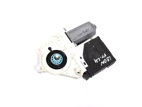 Used Left front window motor LAND ROVER RANGE ROVER IV (L405) 4.4 SDV8 4x4 (340 hp) 30215267