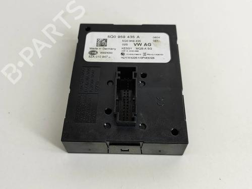 Used Electronic module SKODA OCTAVIA III Combi (5E5, 5E6) 1.8 TSI 4x4 (180 hp) 17226217