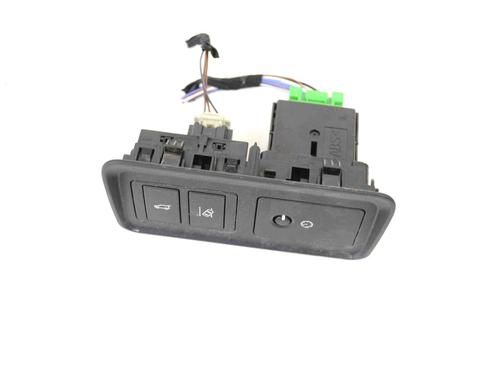 Used Switch LAND ROVER DISCOVERY SPORT (L550) 2.0 D 4x4 (180 hp) 30209776