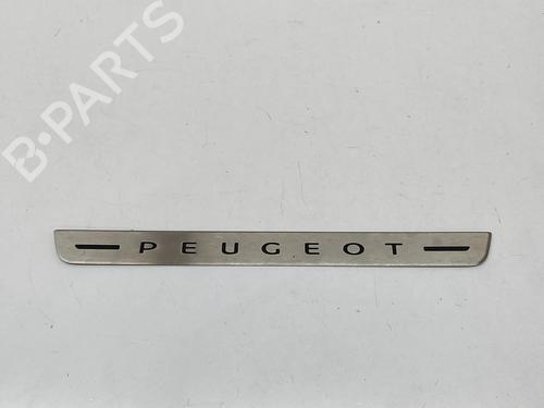 Used Step Step PEUGEOT 2008 II (UD_, US_, UY_, UJ_, UR_, UC_) e-2008 (UKZKXZ) (136 hp) 29042471 29042471