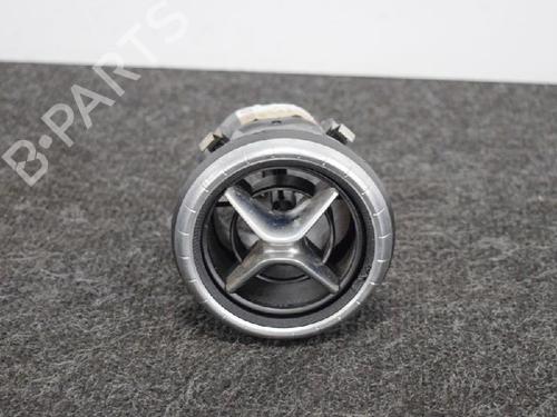 Used Air vent MERCEDES-BENZ CLA Coupe (C117) CLA 200 (117.343) (156 hp) 14658590