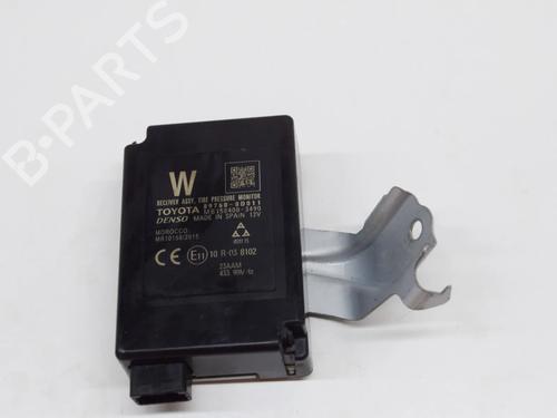 Used Electronic module TOYOTA YARIS (_P13_) 1.5 Hybrid (NHP130_) (101 hp) 10074610