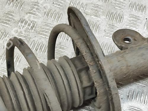 Right front shock absorber TOYOTA PRIUS PLUS (_W4_) 1.8 Hybrid (ZVW4_) | BP25872634M17 