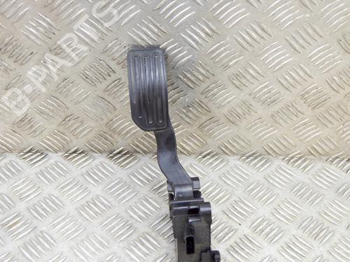 Pedal Pedal NISSAN JUKE (F15) 1.5 dCi (110 hp) 10992199 10992199