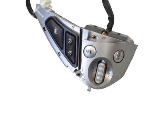 Steering wheel controls INFINITI FX 30d AWD | BP30248377E15