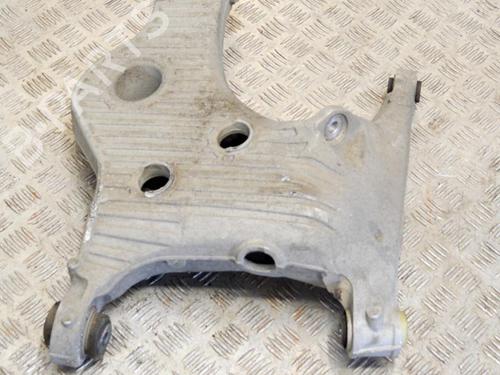 Used Right rear suspension arm LAND ROVER DISCOVERY V (L462) D300 MHEV 4x4 (300 hp) 27756413