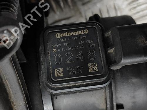 Air filter box MERCEDES-BENZ C-CLASS (W204) C 220 CDI (204.002) | BP24582325M87