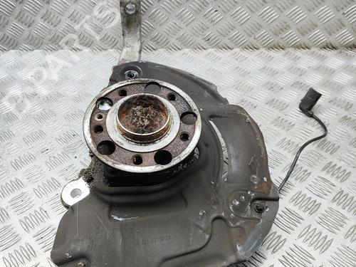 Used Left front steering knuckle Left front steering knuckle MERCEDES-BENZ S-CLASS (W222, V222, X222) S 350 BlueTEC / d (222.132, 222.032, 222.123) (258 hp) 33308462 33308462