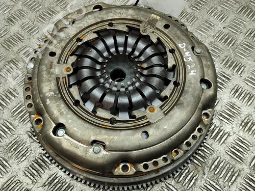 BP19502778O1 main image