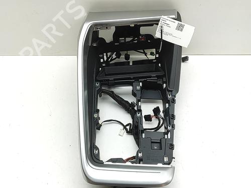 Used Middle console Middle console AUDI Q5 (GUB) 2.0 TDI quattro (204 hp) 33732046 33732046