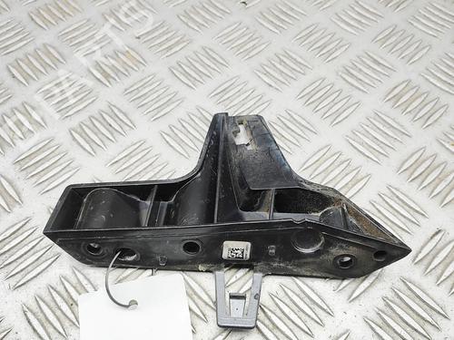 Used Front bumper bracket Front bumper bracket LAND ROVER RANGE ROVER VELAR (L560) 2.0 D180 TD4 4x4 (180 hp) 39409575 39409575